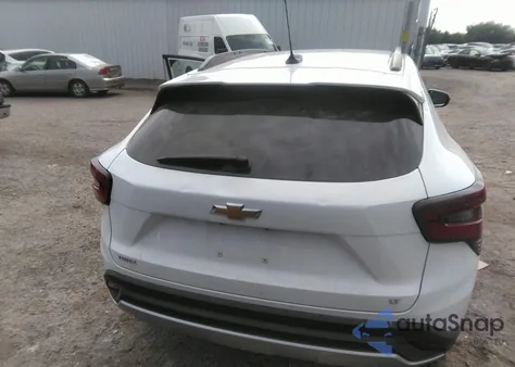 2024 Chevrolet Trax Fwd Lt z USA, uszkodzony, nr VIN KL77LHE2XRC031053